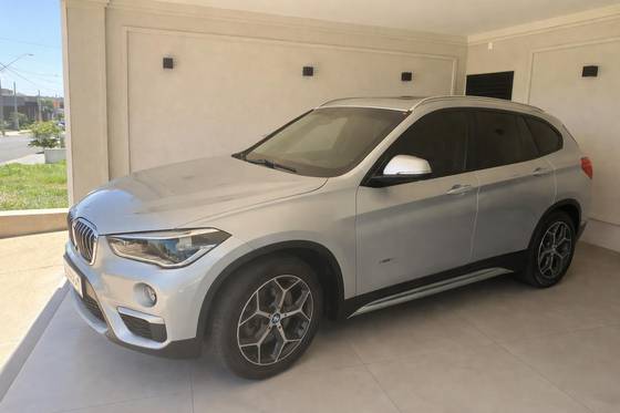BMW X1 2.0 16V TURBO GASOLINA SDRIVE20I X-LINE 4P AUTOMÁTICO BMW X1 2.0 16V TURBO GASOLINA SDRIVE20I X-LINE 4P AUTOMÁTICO